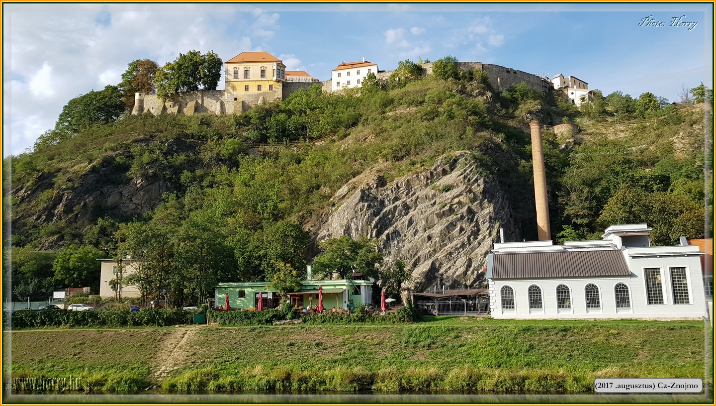 Cz-(2017.augusztus)Mobilfoto_Znojmo-19.jpg