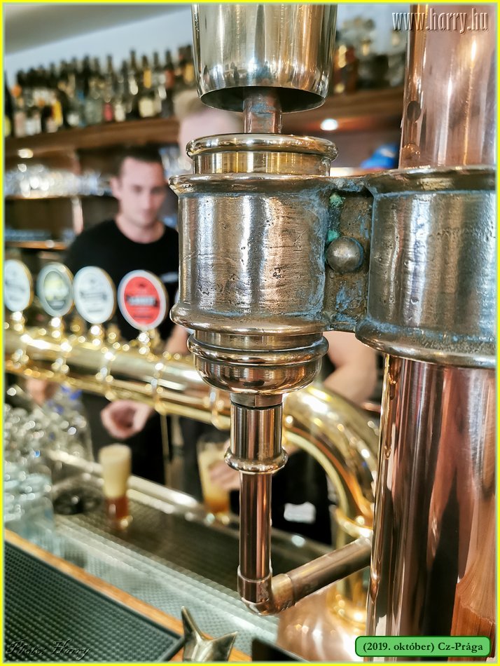 2019.oktober-Cz-Praga-060.jpg